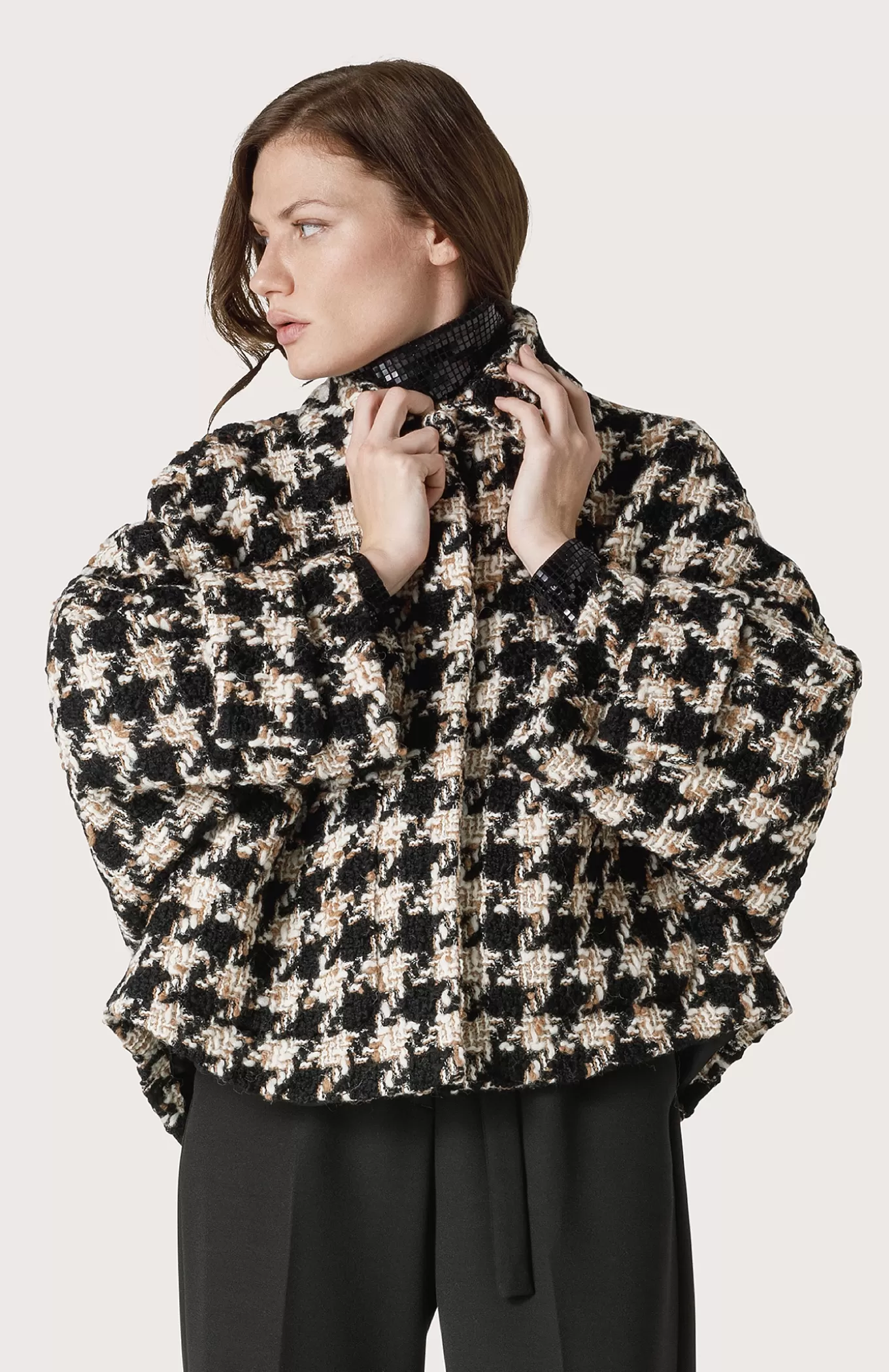 Women Seventy Venezia Coats^Chanel-Fabric Cape Coat